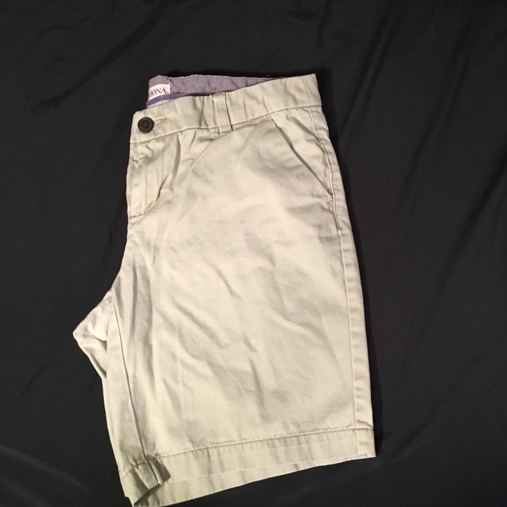 Khaki shorts